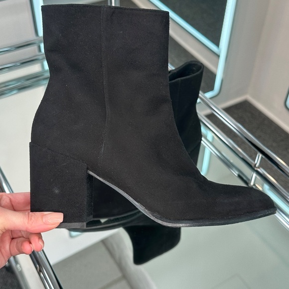 Stuart Weitzman bootie - Picture 4 of 7